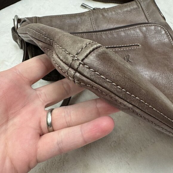 Fossil Vintage Brown Crossbody Shoulder Bag Purse Leather 11x10” - Picture 4 of 13